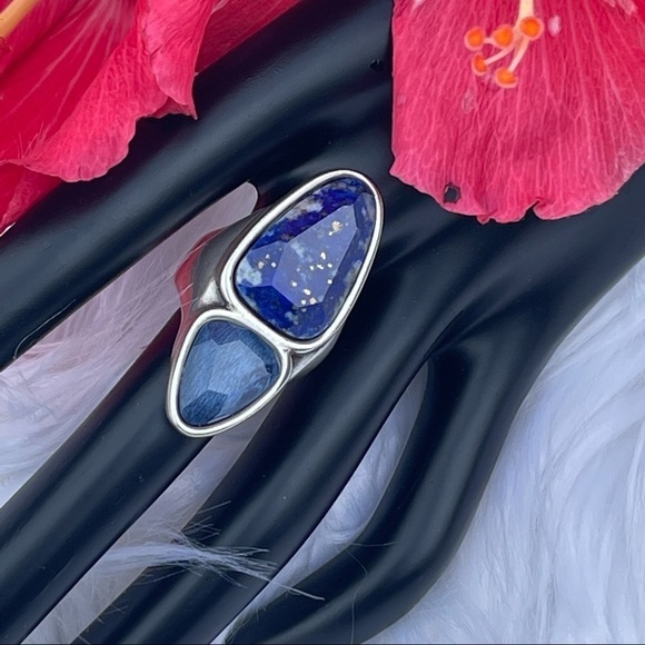 NWT Kendra Scott Margot Vintage Silver Navy Stone & Glass Cocktail Ring - Picture 6 of 11